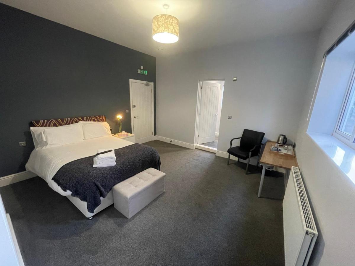 Arlan House, Central Basingstoke Hotel Экстерьер фото