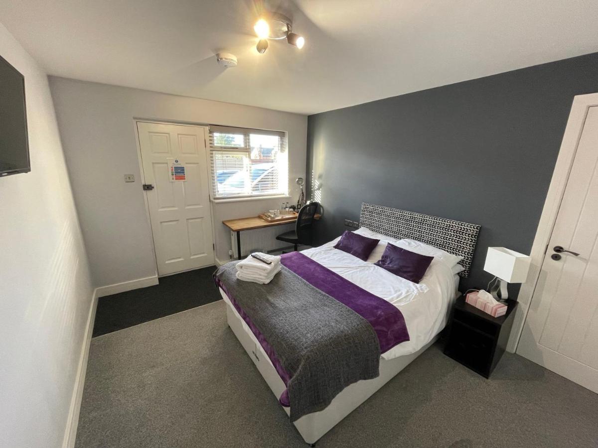 Arlan House, Central Basingstoke Hotel Экстерьер фото