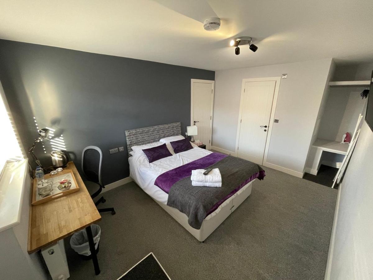 Arlan House, Central Basingstoke Hotel Экстерьер фото