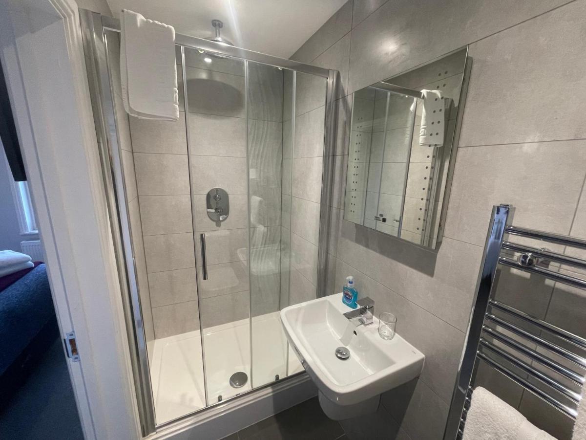 Arlan House, Central Basingstoke Hotel Экстерьер фото